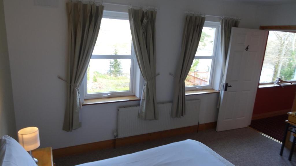 فندق Watersedge Seaviews كينمير المظهر الخارجي الصورة