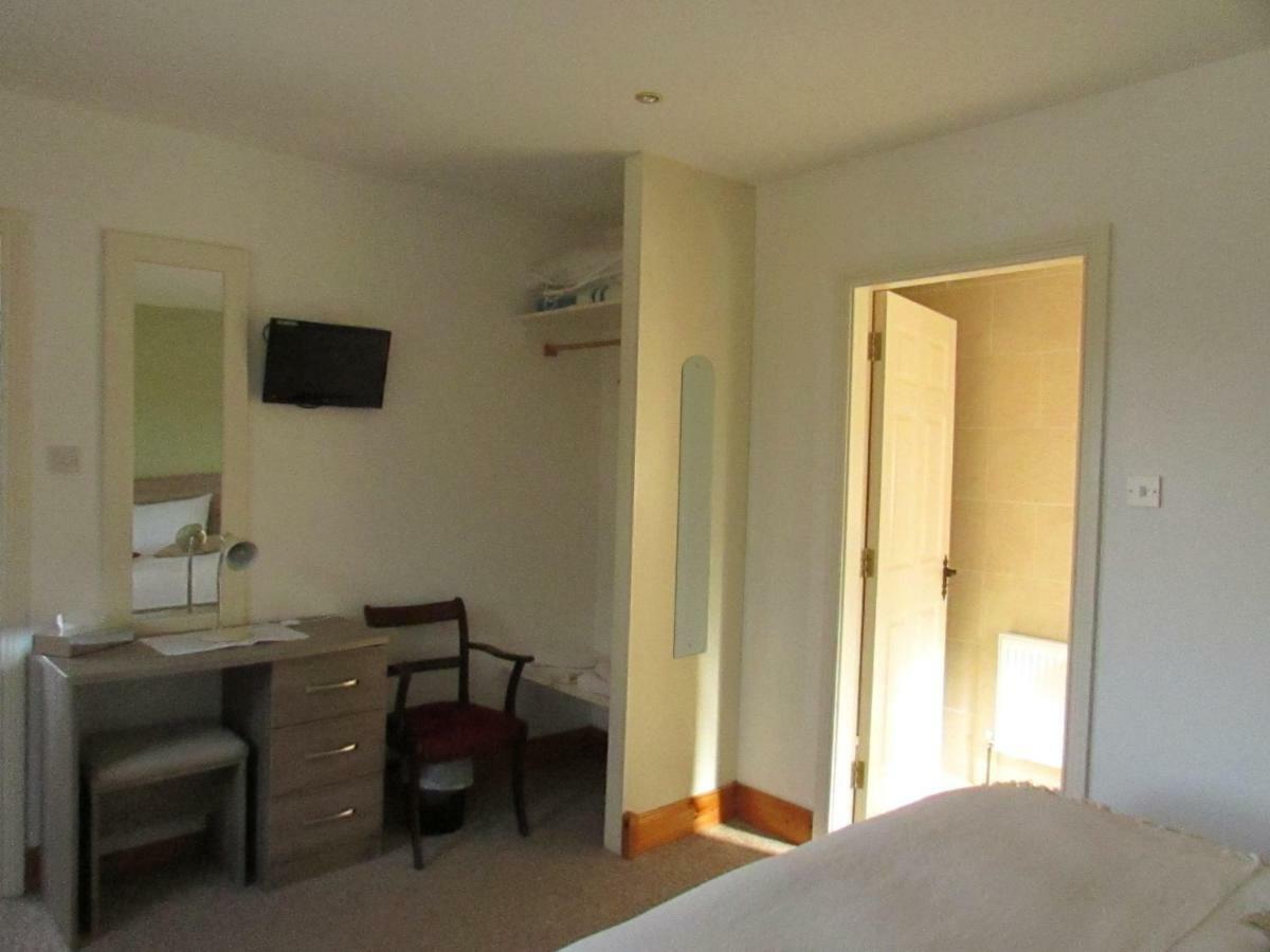 فندق Watersedge Seaviews كينمير المظهر الخارجي الصورة